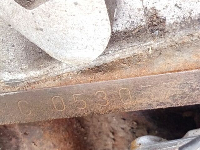 Красный Ауди 100, объемом двигателя 2 л и пробегом 300 тыс. км за 1737 $, фото 4 на Automoto.ua