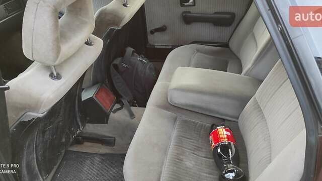 Красный Ауди 100, объемом двигателя 2 л и пробегом 280 тыс. км за 1500 $, фото 10 на Automoto.ua