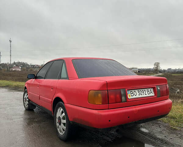 Красный Ауди 100, объемом двигателя 1.99 л и пробегом 400 тыс. км за 2400 $, фото 4 на Automoto.ua