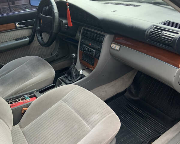 Красный Ауди 100, объемом двигателя 2.8 л и пробегом 276 тыс. км за 3000 $, фото 6 на Automoto.ua