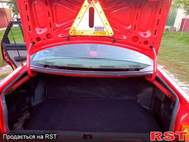 Красный Ауди 100, объемом двигателя 2 л и пробегом 230 тыс. км за 2550 $, фото 7 на Automoto.ua