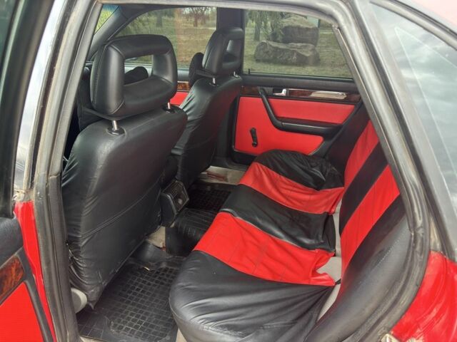 Красный Ауди 100, объемом двигателя 2 л и пробегом 450 тыс. км за 2200 $, фото 8 на Automoto.ua