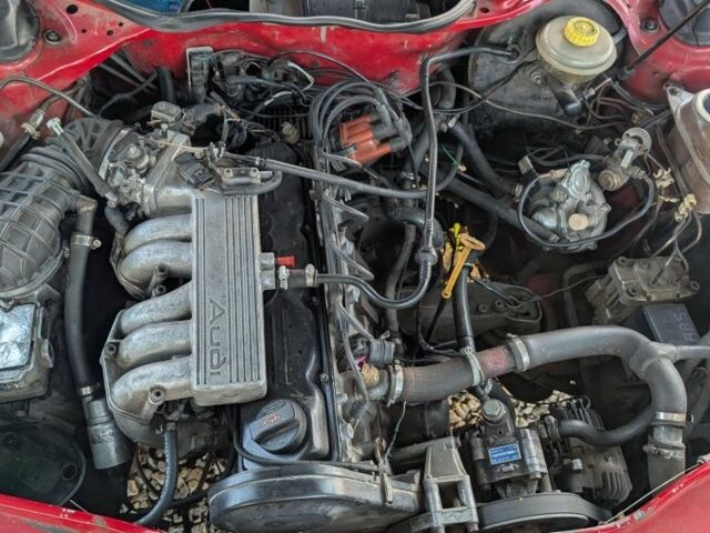 Красный Ауди 100, объемом двигателя 2.3 л и пробегом 5 тыс. км за 1800 $, фото 8 на Automoto.ua