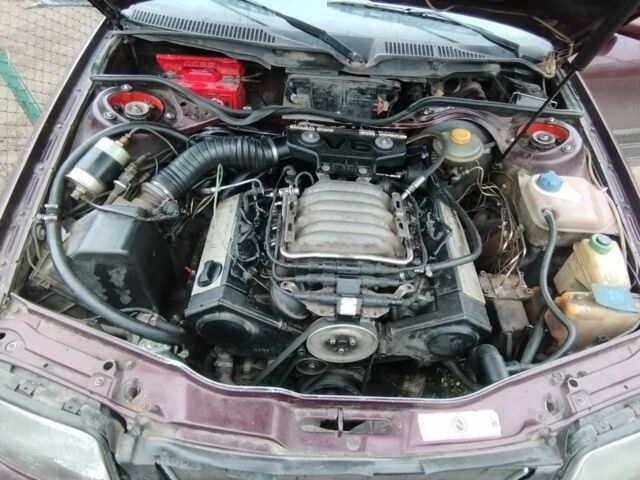 Красный Ауди 100, объемом двигателя 2 л и пробегом 230 тыс. км за 1000 $, фото 9 на Automoto.ua