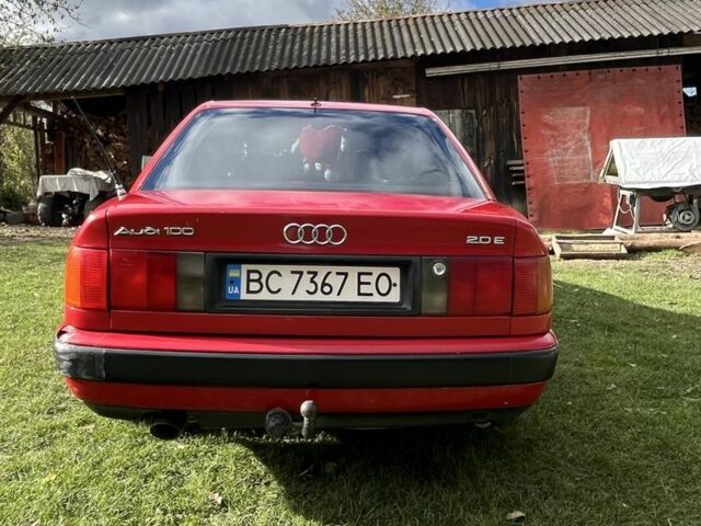 Червоний Ауді 100, об'ємом двигуна 2 л та пробігом 300 тис. км за 3100 $, фото 2 на Automoto.ua