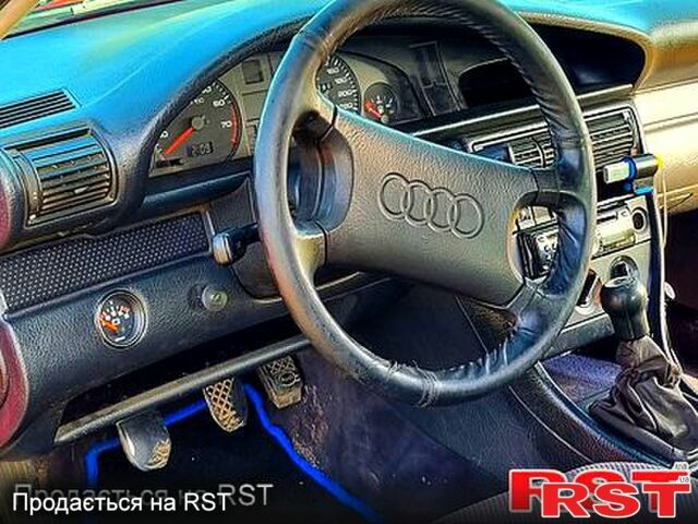 Червоний Ауді 100, об'ємом двигуна 2 л та пробігом 0 тис. км за 800 $, фото 4 на Automoto.ua