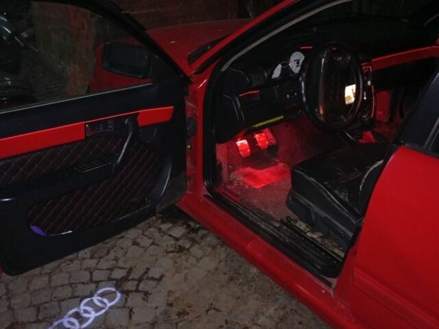 Червоний Ауді 100, об'ємом двигуна 2 л та пробігом 13 тис. км за 2500 $, фото 4 на Automoto.ua