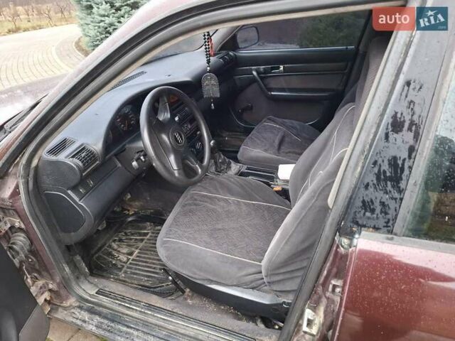Красный Ауди 100, объемом двигателя 1.98 л и пробегом 300 тыс. км за 2000 $, фото 10 на Automoto.ua