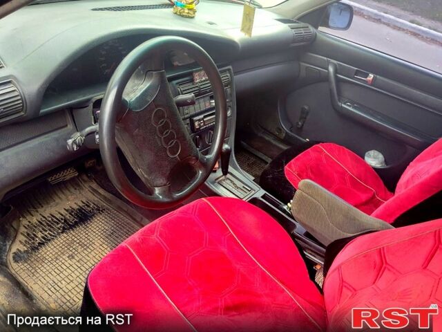 Червоний Ауді 100, об'ємом двигуна 2 л та пробігом 0 тис. км за 1600 $, фото 4 на Automoto.ua