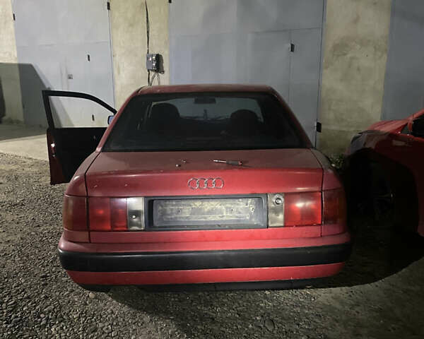 Червоний Ауді 100, об'ємом двигуна 1.8 л та пробігом 300 тис. км за 1700 $, фото 5 на Automoto.ua