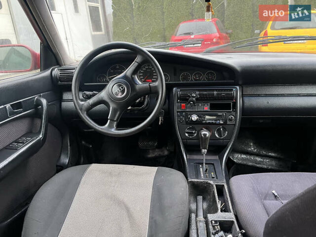 Красный Ауди 100, объемом двигателя 2.3 л и пробегом 400 тыс. км за 2300 $, фото 4 на Automoto.ua