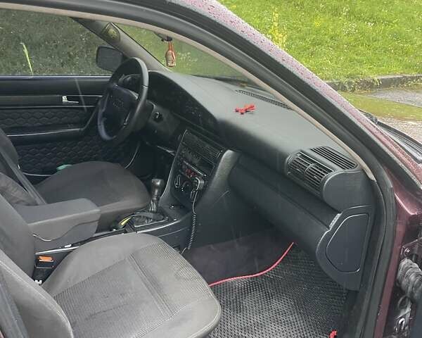 Красный Ауди 100, объемом двигателя 2.6 л и пробегом 350 тыс. км за 2300 $, фото 10 на Automoto.ua