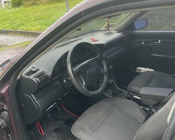 Красный Ауди 100, объемом двигателя 2.6 л и пробегом 350 тыс. км за 2300 $, фото 11 на Automoto.ua