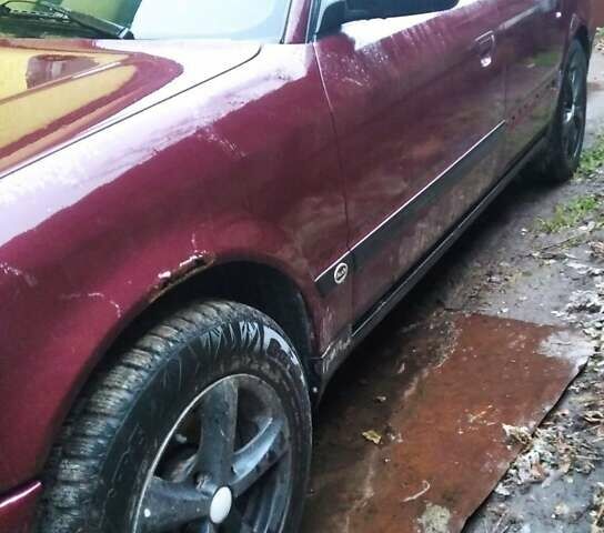 Красный Ауди 100, объемом двигателя 2.6 л и пробегом 391 тыс. км за 2700 $, фото 3 на Automoto.ua