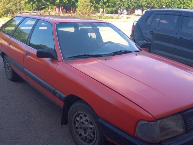 Красный Ауди 100, объемом двигателя 2.3 л и пробегом 300 тыс. км за 1664 $, фото 1 на Automoto.ua