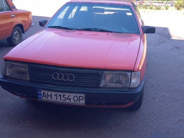 Красный Ауди 100, объемом двигателя 2.3 л и пробегом 300 тыс. км за 1664 $, фото 2 на Automoto.ua