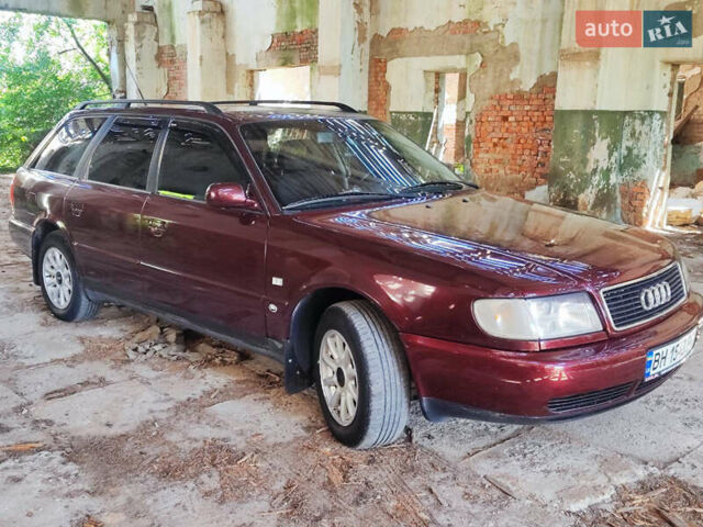Красный Ауди 100, объемом двигателя 2.5 л и пробегом 550 тыс. км за 4000 $, фото 2 на Automoto.ua