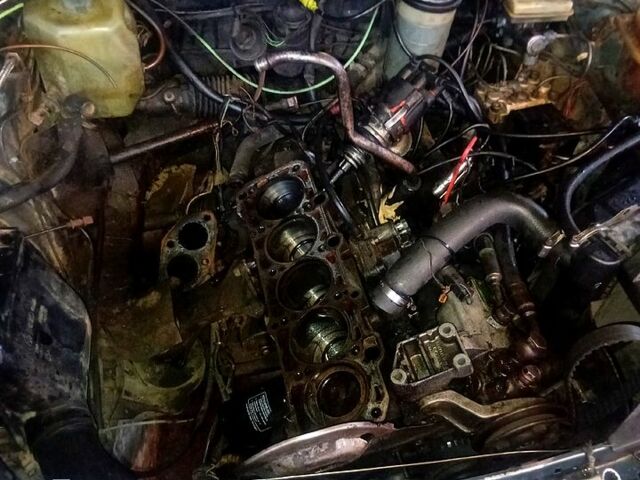 Ауди 100, объемом двигателя 2.2 л и пробегом 316 тыс. км за 650 $, фото 3 на Automoto.ua