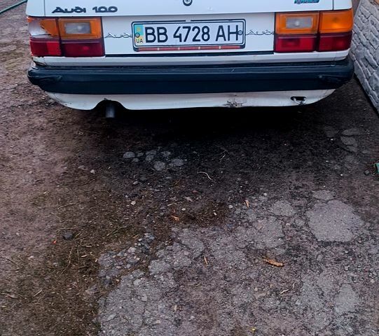 Ауди 100, объемом двигателя 18 л и пробегом 0 тыс. км за 1500 $, фото 1 на Automoto.ua