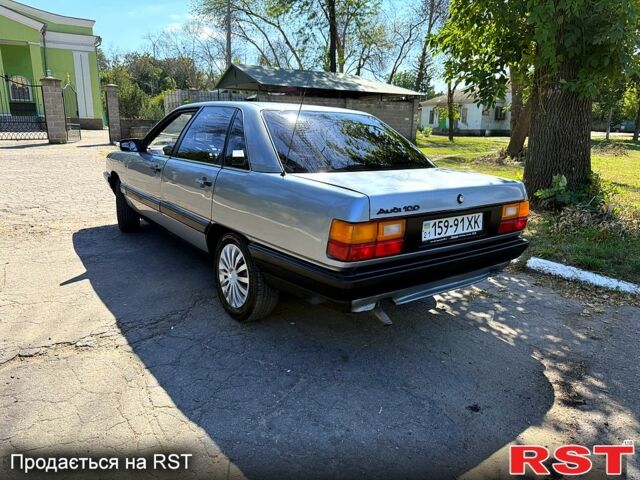 Ауди 100, объемом двигателя 1.8 л и пробегом 280 тыс. км за 1450 $, фото 2 на Automoto.ua