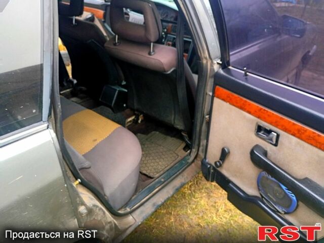 Ауди 100, объемом двигателя 2 л и пробегом 0 тыс. км за 710 $, фото 7 на Automoto.ua