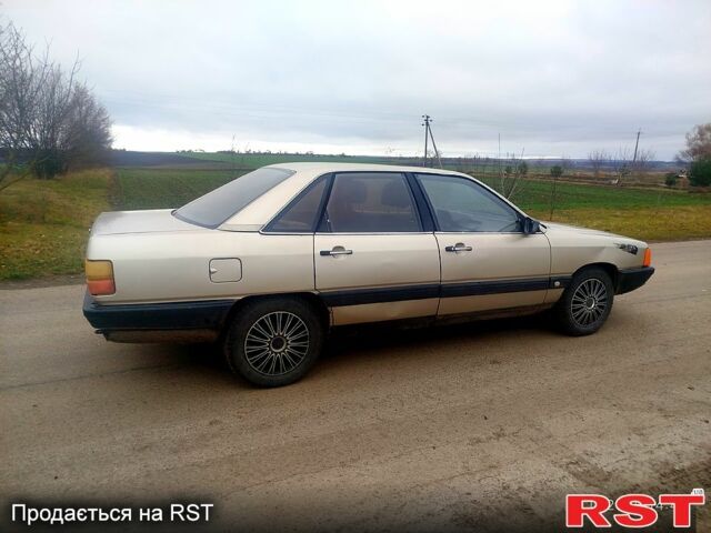 Ауди 100, объемом двигателя 2 л и пробегом 0 тыс. км за 1150 $, фото 3 на Automoto.ua