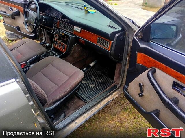 Ауди 100, объемом двигателя 2 л и пробегом 0 тыс. км за 710 $, фото 8 на Automoto.ua