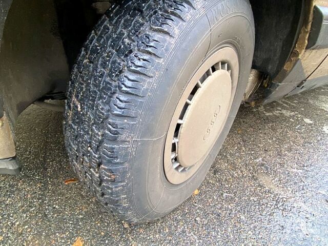 Ауди 100, объемом двигателя 2.3 л и пробегом 300 тыс. км за 1300 $, фото 7 на Automoto.ua