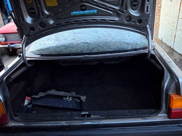 Ауді 100, об'ємом двигуна 2.3 л та пробігом 400 тис. км за 600 $, фото 6 на Automoto.ua