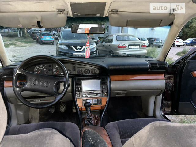 Ауди 100, объемом двигателя 2.8 л и пробегом 448 тыс. км за 2000 $, фото 10 на Automoto.ua