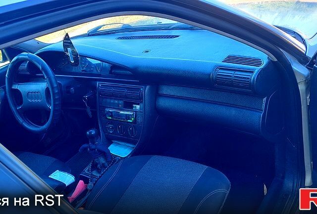 Ауди 100, объемом двигателя 2.3 л и пробегом 296 тыс. км за 2350 $, фото 9 на Automoto.ua