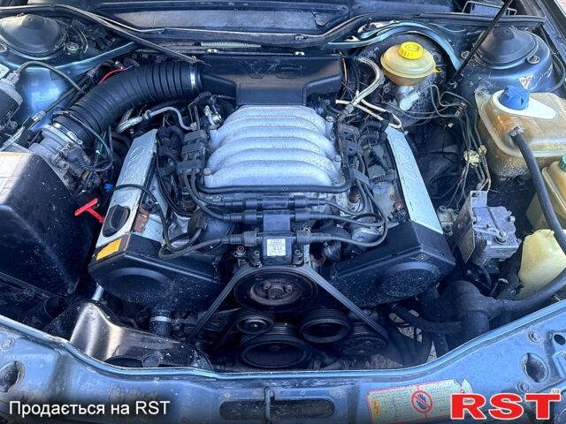 Ауди 100, объемом двигателя 2.8 л и пробегом 0 тыс. км за 2000 $, фото 4 на Automoto.ua