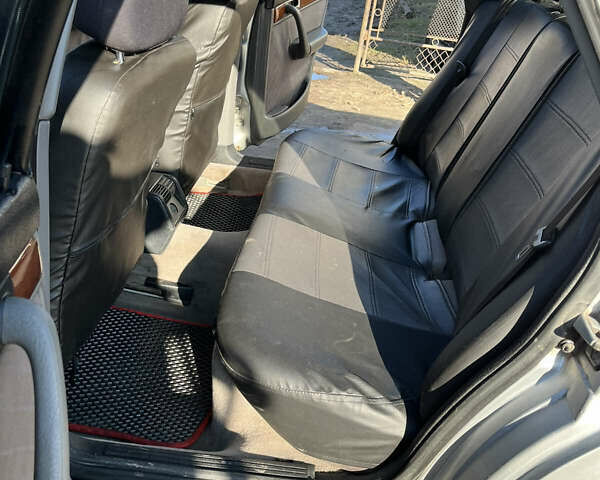 Ауди 100, объемом двигателя 2.8 л и пробегом 300 тыс. км за 1600 $, фото 9 на Automoto.ua