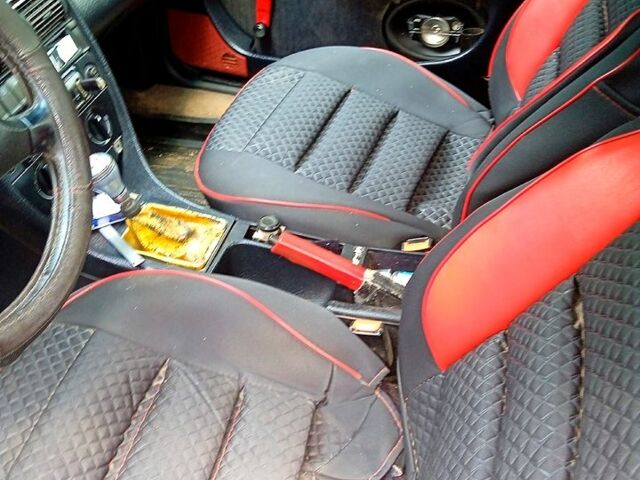 Ауди 100, объемом двигателя 2 л и пробегом 355 тыс. км за 1800 $, фото 6 на Automoto.ua