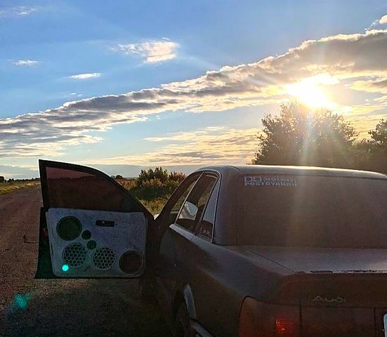 Ауди 100, объемом двигателя 25 л и пробегом 525 тыс. км за 1500 $, фото 2 на Automoto.ua