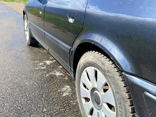 Ауди 100, объемом двигателя 2.8 л и пробегом 331 тыс. км за 3100 $, фото 4 на Automoto.ua
