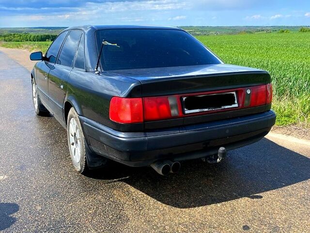 Ауди 100, объемом двигателя 2.8 л и пробегом 331 тыс. км за 3100 $, фото 12 на Automoto.ua