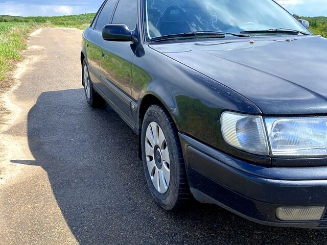 Ауди 100, объемом двигателя 2.8 л и пробегом 331 тыс. км за 3100 $, фото 2 на Automoto.ua