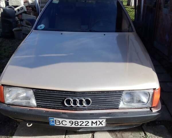 Желтый Ауди 100, объемом двигателя 2 л и пробегом 400 тыс. км за 1300 $, фото 2 на Automoto.ua