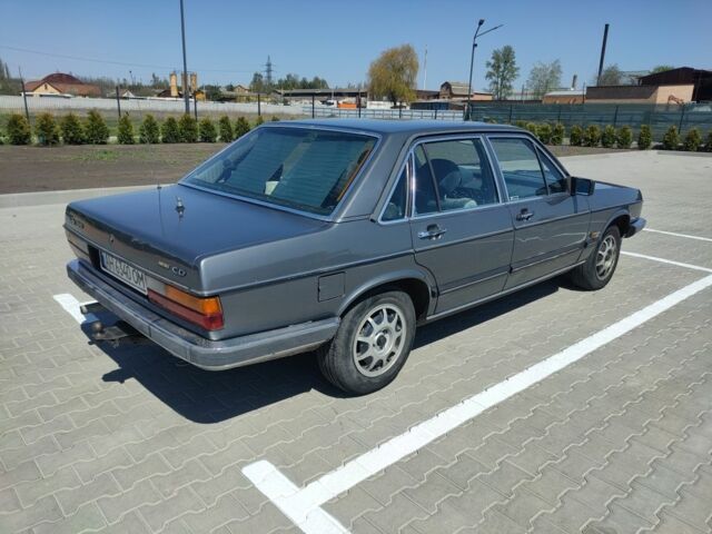 Серый Ауди 100, объемом двигателя 2 л и пробегом 522 тыс. км за 2500 $, фото 3 на Automoto.ua