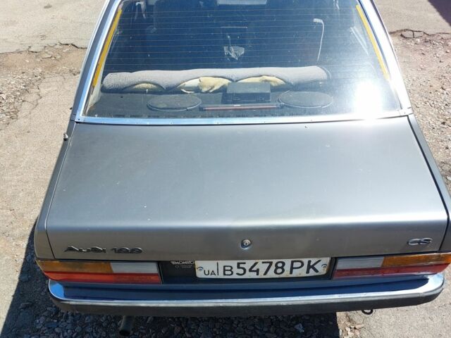 Серый Ауди 100, объемом двигателя 2.2 л и пробегом 354 тыс. км за 1200 $, фото 19 на Automoto.ua