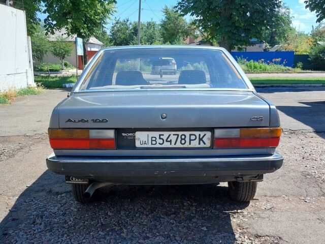 Серый Ауди 100, объемом двигателя 2.2 л и пробегом 354 тыс. км за 1200 $, фото 6 на Automoto.ua