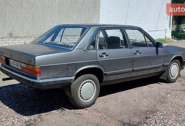 Серый Ауди 100, объемом двигателя 2.1 л и пробегом 348 тыс. км за 1212 $, фото 4 на Automoto.ua