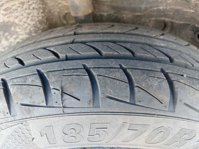 Серый Ауди 100, объемом двигателя 2.2 л и пробегом 354 тыс. км за 1200 $, фото 15 на Automoto.ua