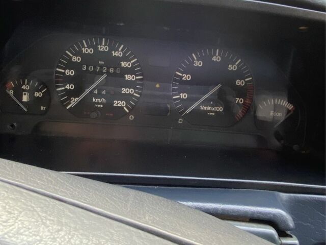 Серый Ауди 100, объемом двигателя 2.2 л и пробегом 307 тыс. км за 1600 $, фото 14 на Automoto.ua