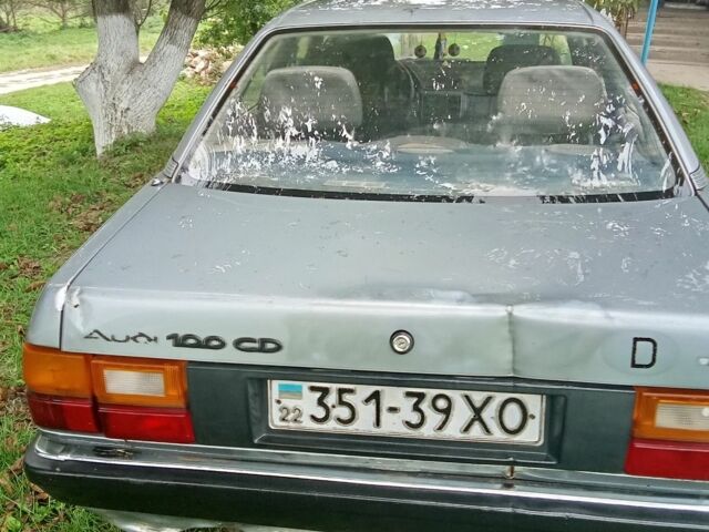 Серый Ауди 100, объемом двигателя 1.8 л и пробегом 125 тыс. км за 834 $, фото 7 на Automoto.ua