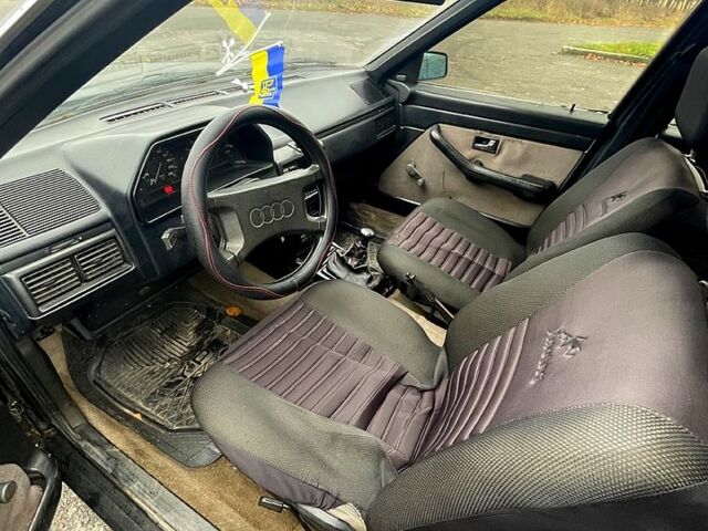 Серый Ауди 100, объемом двигателя 1.8 л и пробегом 338 тыс. км за 1000 $, фото 4 на Automoto.ua