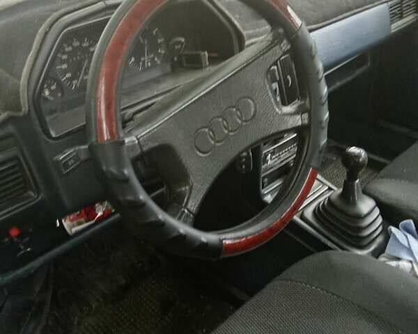 Серый Ауди 100, объемом двигателя 1.8 л и пробегом 125 тыс. км за 834 $, фото 5 на Automoto.ua
