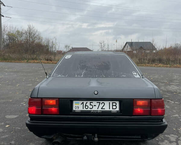 Серый Ауди 100, объемом двигателя 1.8 л и пробегом 338 тыс. км за 1050 $, фото 1 на Automoto.ua