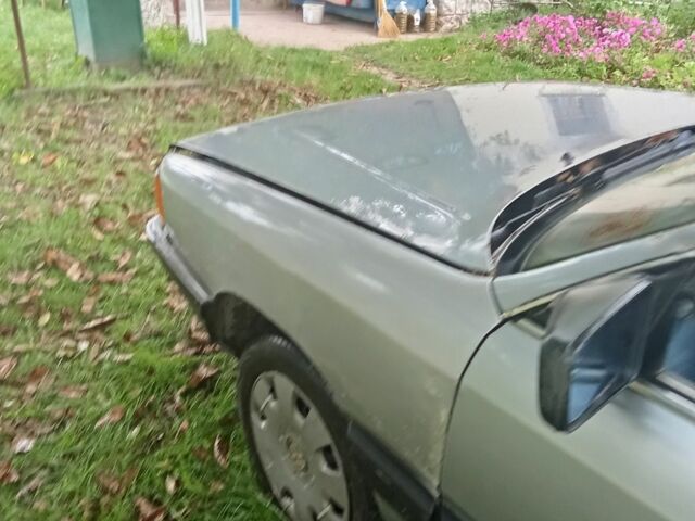 Серый Ауди 100, объемом двигателя 1.8 л и пробегом 125 тыс. км за 834 $, фото 2 на Automoto.ua